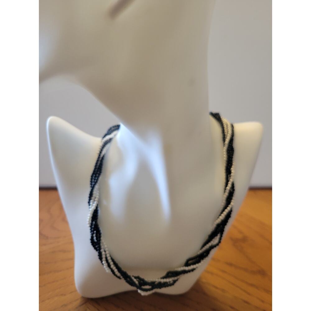 Lot of 4 Vtg Estate Necklace Black White Beaded Twisted Multi-Strand Jewelry - Picture 4 of 14